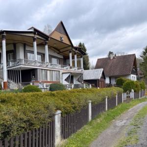 4  hlub ve střední velikosti